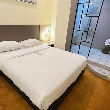 Oak Tree Urban Hotel Jakarta Luaran gambar