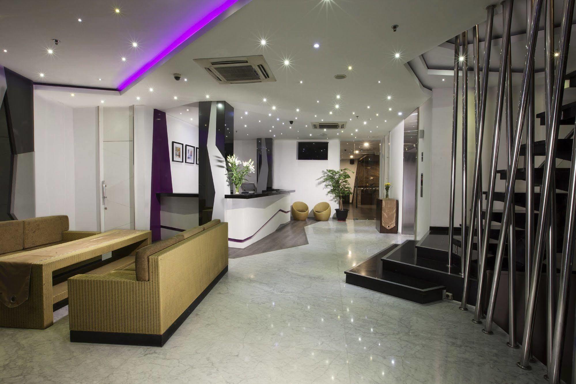 Oak Tree Urban Hotel Jakarta Luaran gambar
